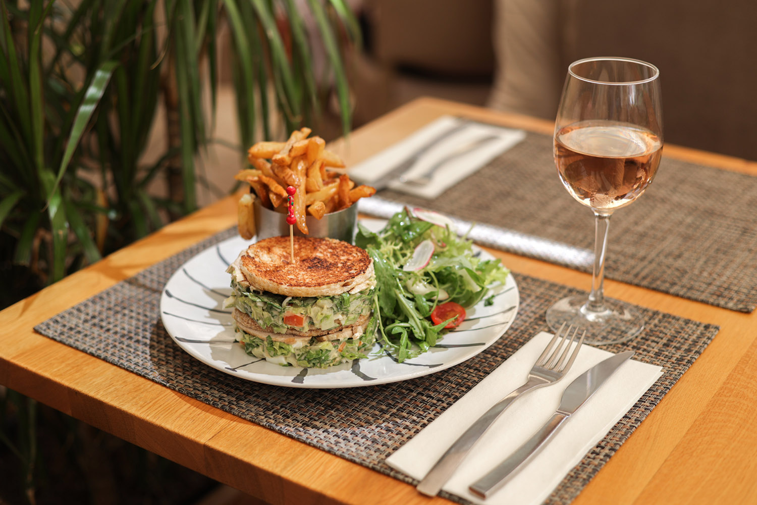 restaurant cannes-cuisine francaise cannes-location de salle cannes-meilleur restaurant cannes-cuisine mediterraneenne cannes