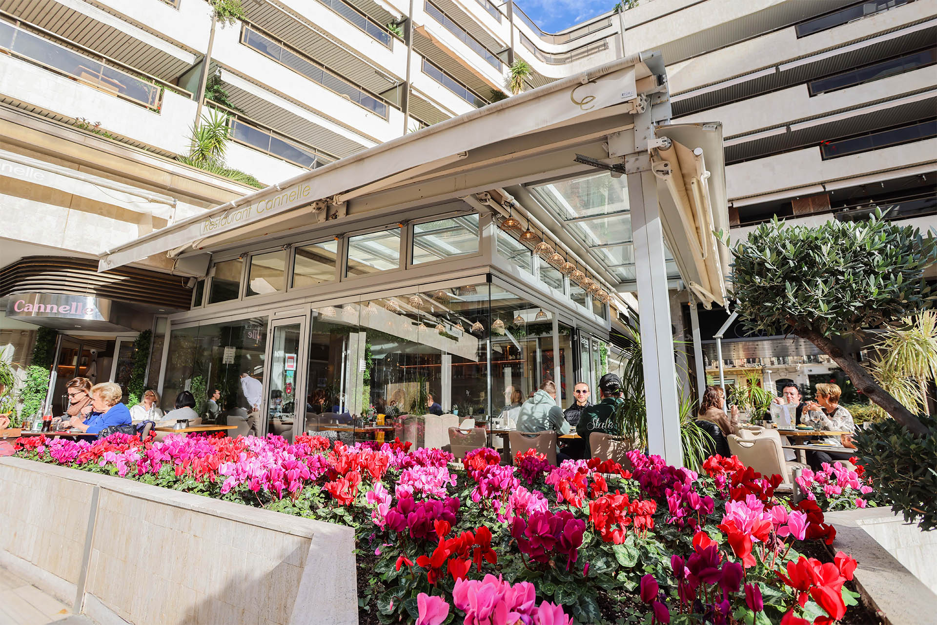 restaurant cannes-cuisine francaise cannes-location de salle cannes-meilleur restaurant cannes-cuisine mediterraneenne cannes