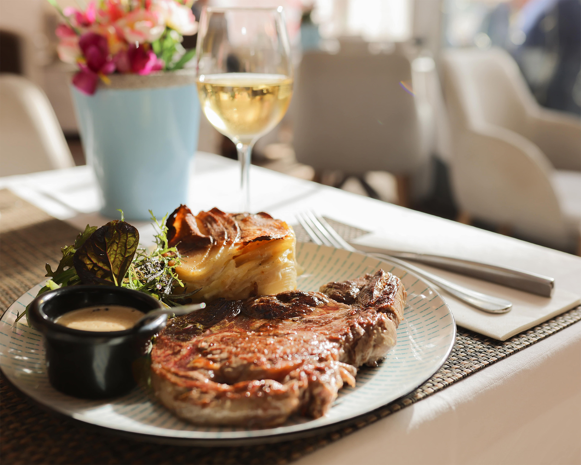 restaurant cannes-cuisine francaise cannes-location de salle cannes-meilleur restaurant cannes-cuisine mediterraneenne cannes